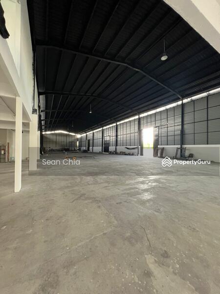 For Rent - 27200sf Warehouse 290x80 at Putra Heights Subang Jaya Puchong