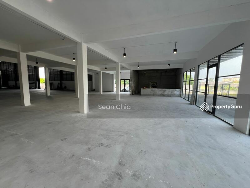 For Rent - 27200sf Warehouse 290x80 at Putra Heights Subang Jaya Puchong