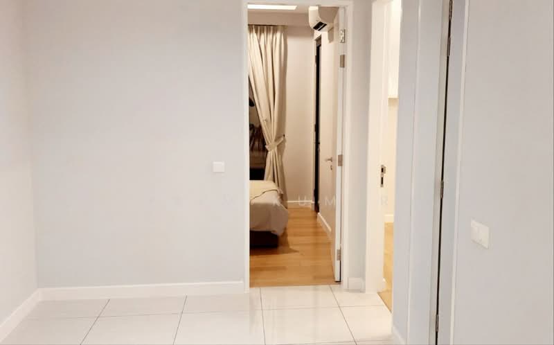 Kondominium untuk Disewa di Sentral Suites, Brickfields, KL - Prem Kumar - Bedroom - PropertyGuru.com.my