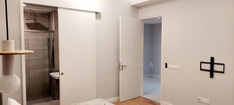 Kondominium untuk Disewa di Sentral Suites, Brickfields, KL - Prem Kumar - Bathroom - PropertyGuru.com.my