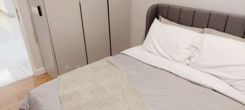 Kondominium untuk Disewa di Sentral Suites, Brickfields, KL - Prem Kumar - Bedroom - PropertyGuru.com.my