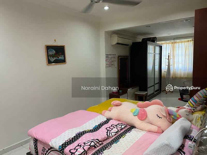 DOUBLE STOREY TERRACE TAMAN PAYA EMAS CHENG MELAKA CORNER LOT, TAMAN