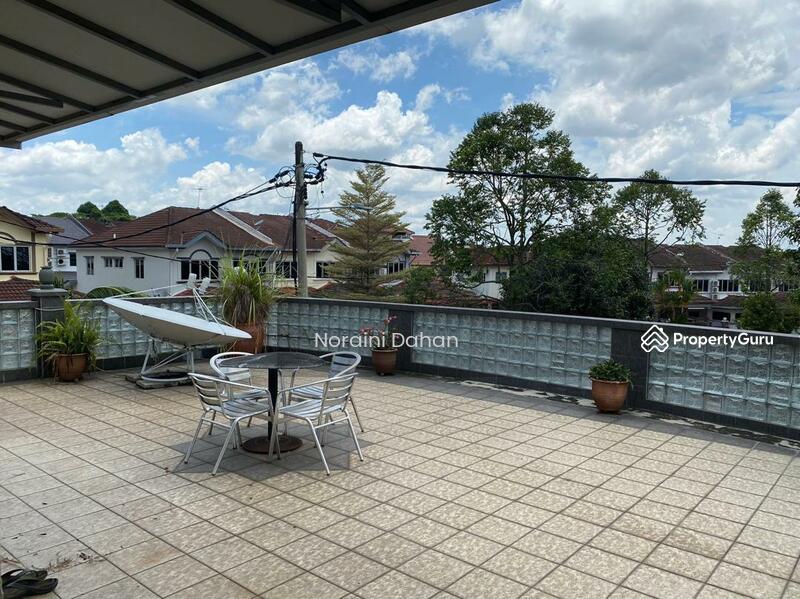 DOUBLE STOREY TERRACE TAMAN PAYA EMAS CHENG MELAKA CORNER LOT, TAMAN