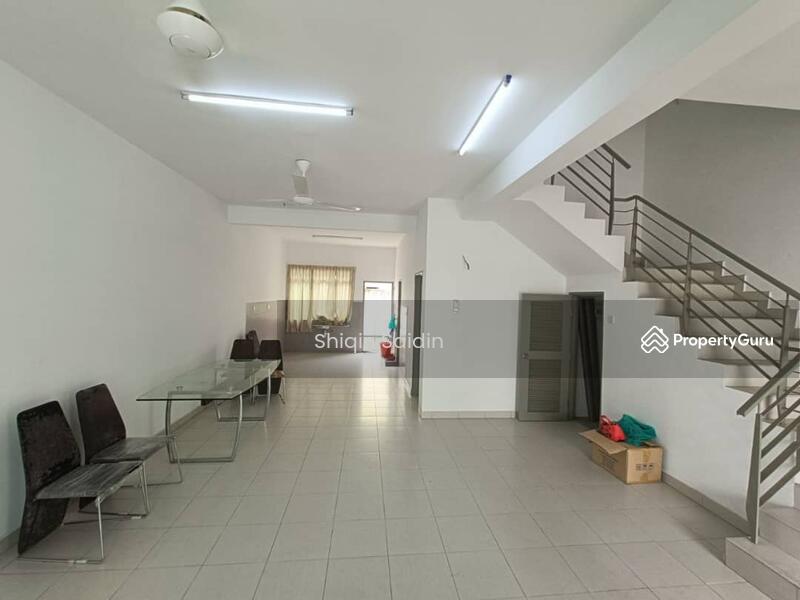 2-storey Terraced House for Sale in Bandar Puncak Alam (Puncak Alam) - Shiqin Saidin - PropertyGuru.com.my