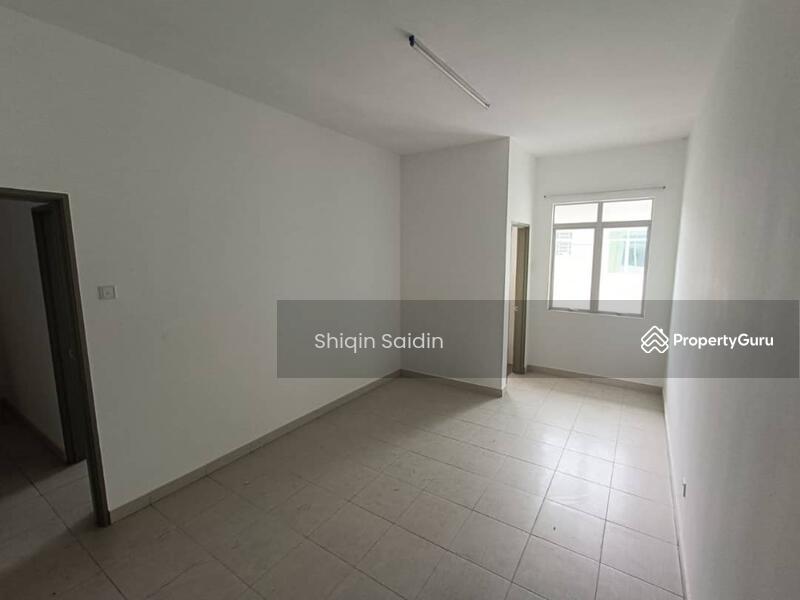 2-storey Terraced House for Sale in Bandar Puncak Alam (Puncak Alam) - Shiqin Saidin - PropertyGuru.com.my