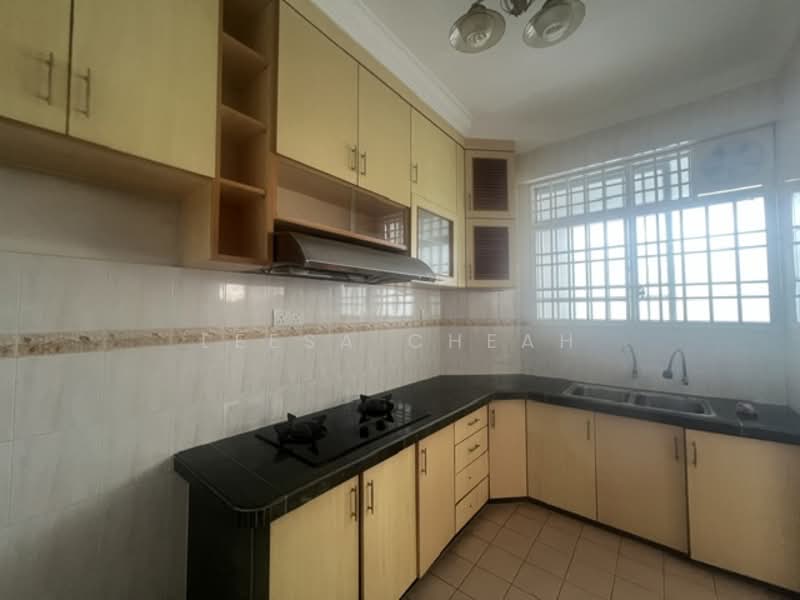 Apartment for Sale at Pangsapuri Seri Cemerlang - Leesa Cheah - Kitchen - PropertyGuru.com.my