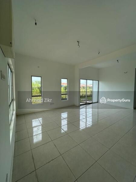 For Sale - Berkembar Dua Tingkat Bandar Pontian