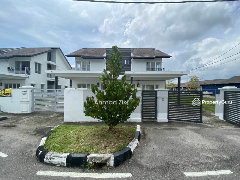 For Sale - Berkembar Dua Tingkat Bandar Pontian
