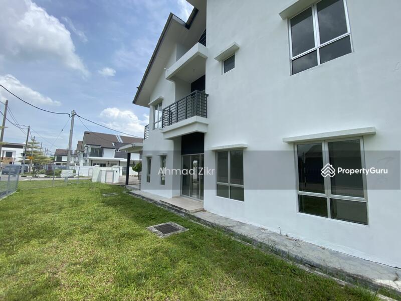 For Sale - Berkembar Dua Tingkat Bandar Pontian