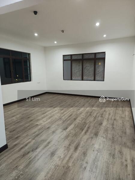 For Sale - Casa Grande Double-storey Deatched House at Taman Jesselton in Penang