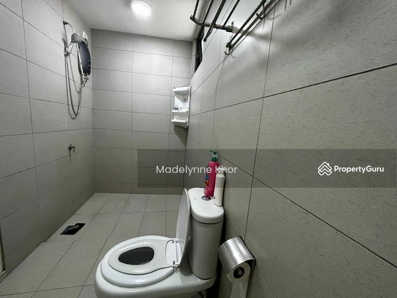 For Sale - Woodsbury Suites