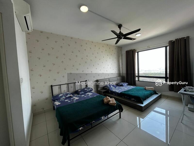 For Sale - Woodsbury Suites