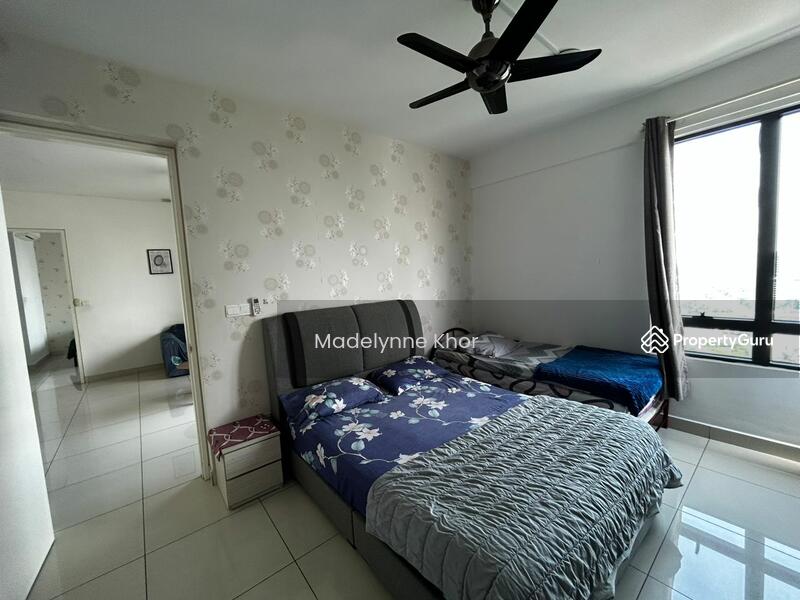 For Sale - Woodsbury Suites