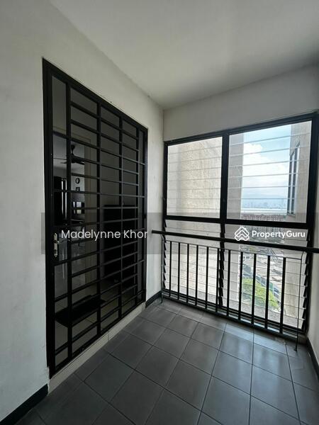 For Sale - Woodsbury Suites