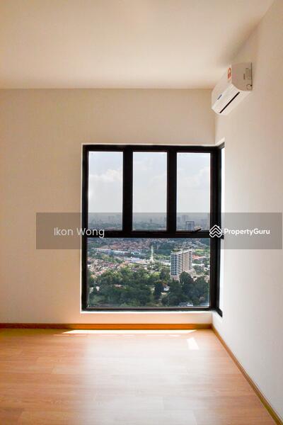 For Sale - Country garden danga bay
