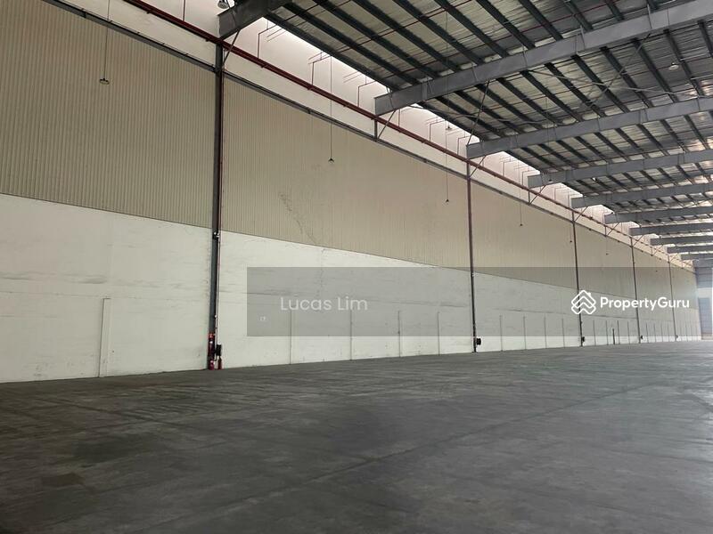 Untuk Disewa - Grade A Bungalow Detached Warehouse With Loading Bay for Rent In North Port