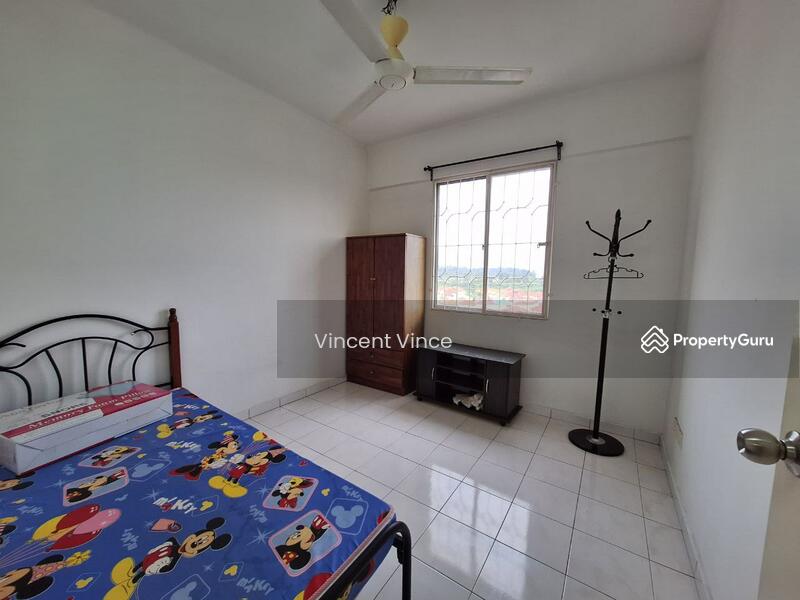 Pangsapuri untuk Disewa di Vista Pinggiran Apartment - Vincent Vince - PropertyGuru.com.my