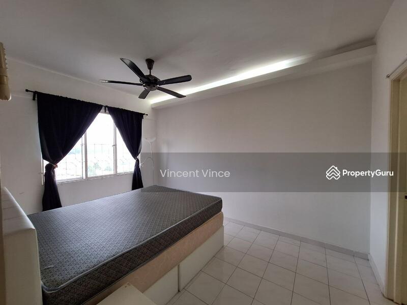 Pangsapuri untuk Disewa di Vista Pinggiran Apartment - Vincent Vince - PropertyGuru.com.my