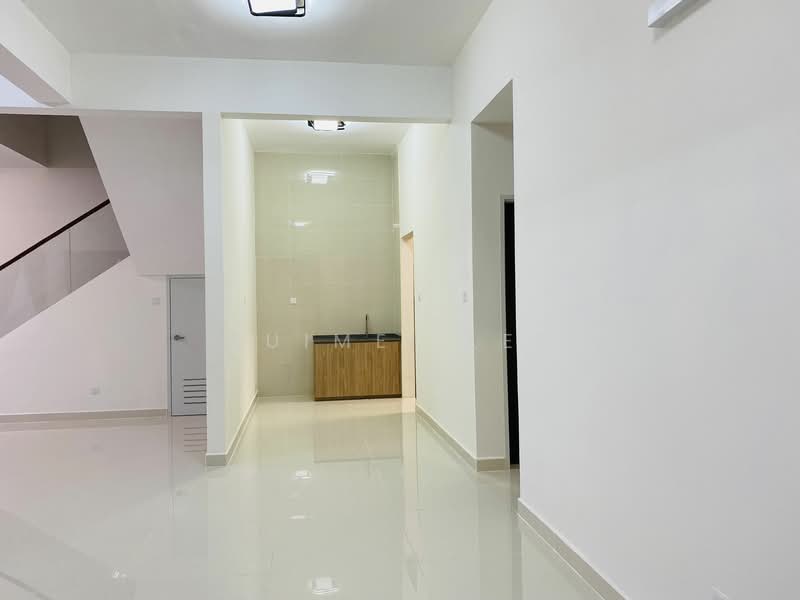 For Rent - Danga Sutera