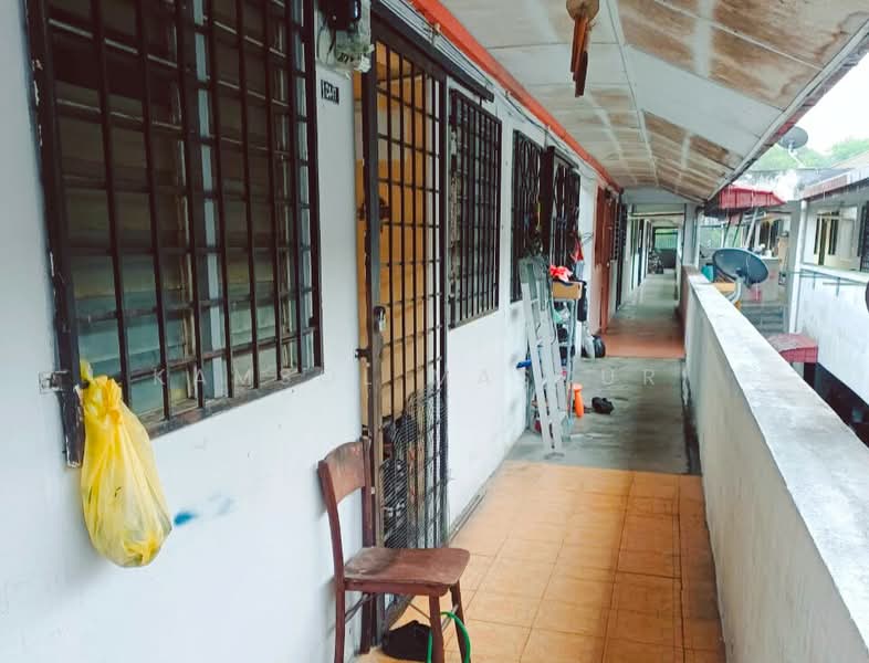 Pangsapuri untuk Dijual di Taman Setia Balakong - Kamsol Mascuri - Exterior - PropertyGuru.com.my