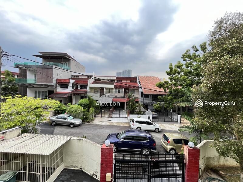 Rumah Banglo untuk Dijual di Taman Desa (Kuala Lumpur) - Alex Loh - PropertyGuru.com.my