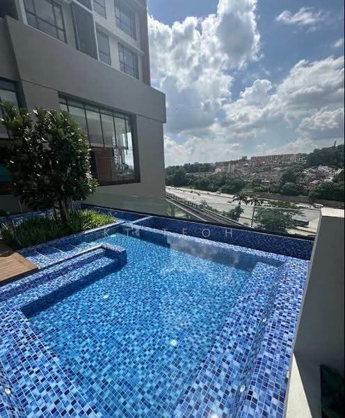 Kediaman Servis untuk Dijual di Emerald 9 - KT Teoh - Pool - PropertyGuru.com.my