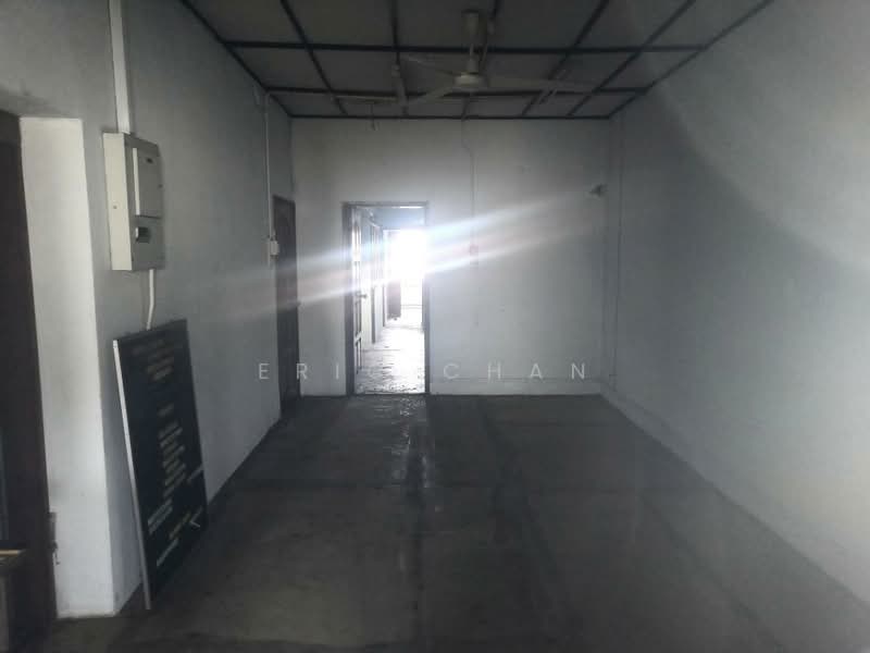 Kedai / Pejabat untuk Dijual di Desa Petaling (Kuala Lumpur) - Eric Chan - Interior - PropertyGuru.com.my