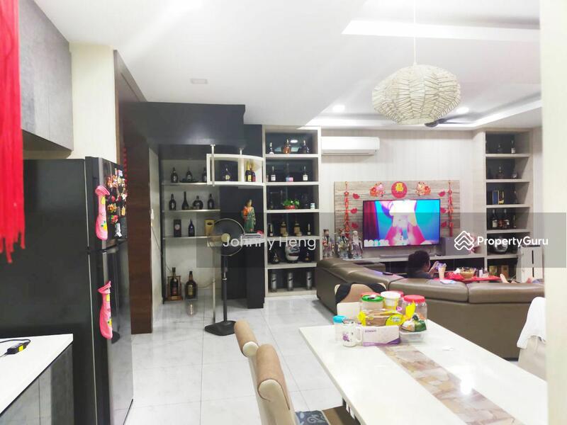 Austin Heights Kiara 1 Cluster House Sale Johor Bahru, Jalan Austin Height 5/xx, Mount Austin