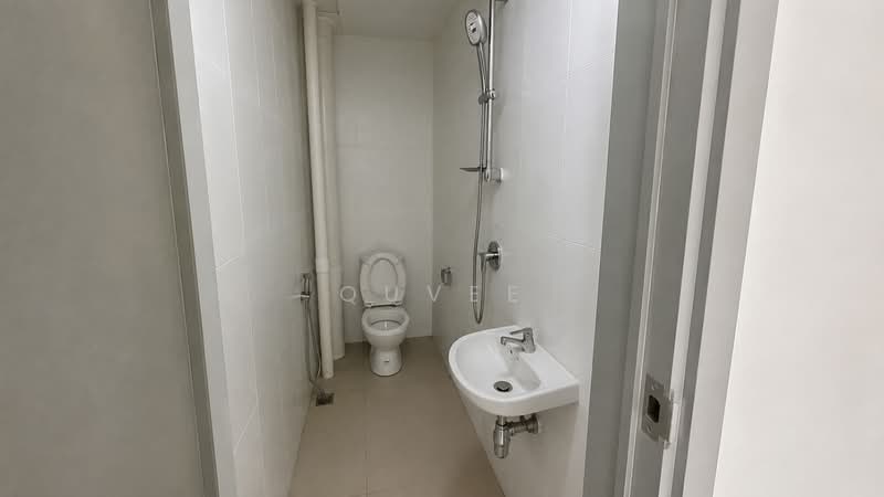 Kondominium untuk Dijual di The Latitude Condominium - Quvee Ooi - Bathroom - PropertyGuru.com.my