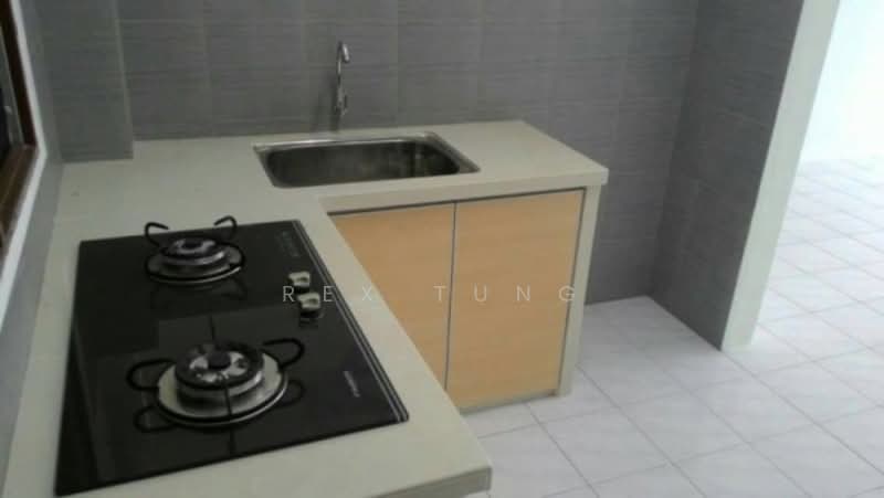 Kondominium untuk Dijual di Sinar Bukit Dumbar - Rex Tung - Kitchen - PropertyGuru.com.my