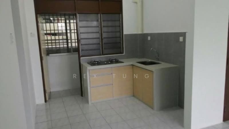 Kondominium untuk Dijual di Sinar Bukit Dumbar - Rex Tung - Kitchen - PropertyGuru.com.my