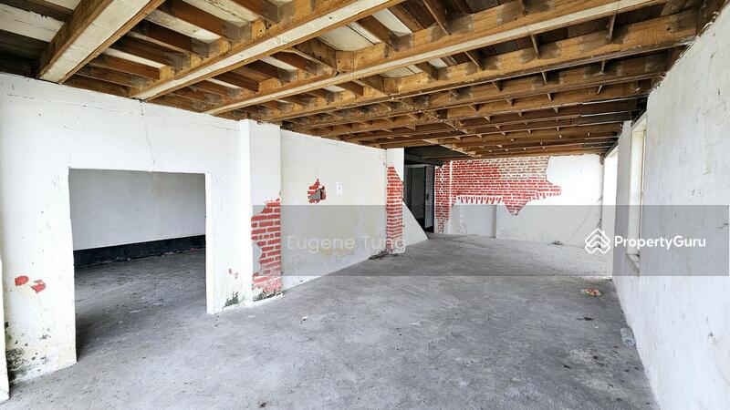 For Sale - Commercial land with 2 adjoined shophouses and 2 five-storey buildings in Sungai Jawi