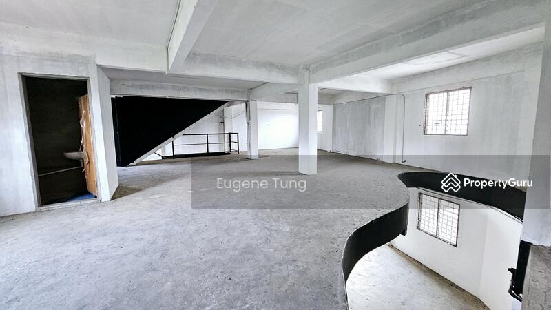 For Sale - Commercial land with 2 adjoined shophouses and 2 five-storey buildings in Sungai Jawi