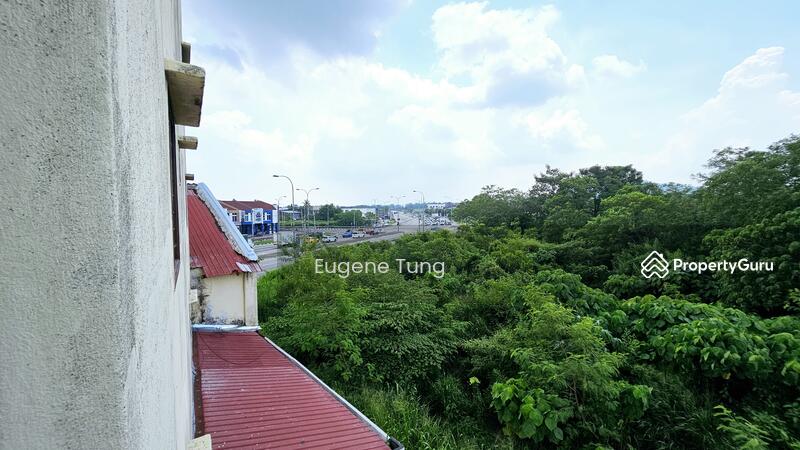 For Sale - Commercial land with 2 adjoined shophouses and 2 five-storey buildings in Sungai Jawi