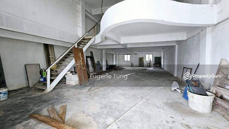 For Sale - Commercial land with 2 adjoined shophouses and 2 five-storey buildings in Sungai Jawi