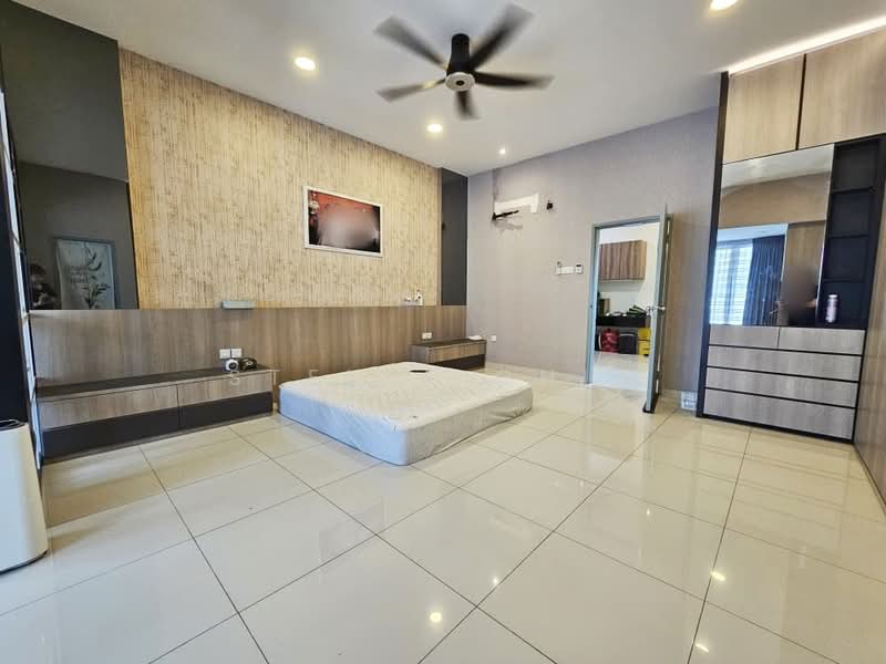 Rumah Teres 2-Tingkat untuk Dijual di Kampung Dato Onn (Johor Bahru) - Stella Chia - Bedroom - PropertyGuru.com.my