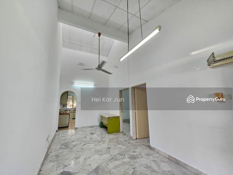 Single Storey Terrace House at Petaling Jaya, Petaling Jaya, Petaling