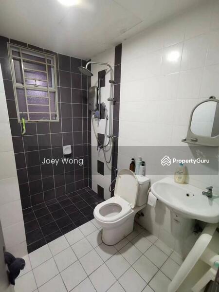 Untuk Dijual - Koi Boulevard