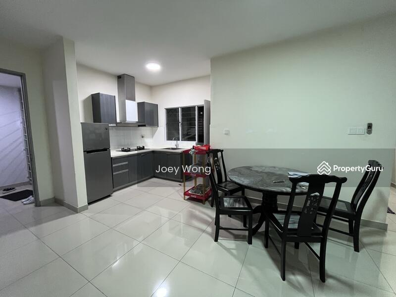 Untuk Dijual - Koi Boulevard