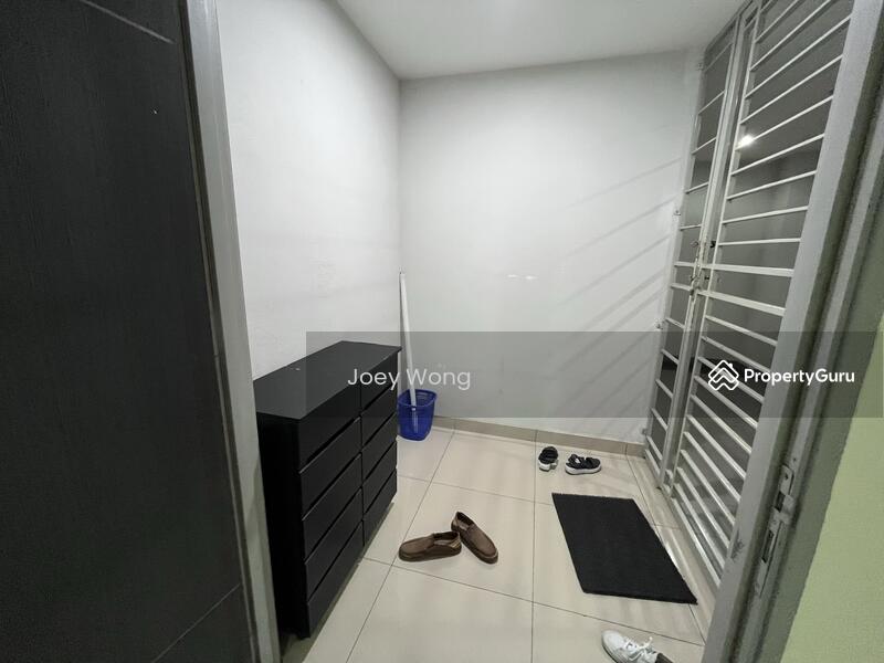 Untuk Dijual - Koi Boulevard