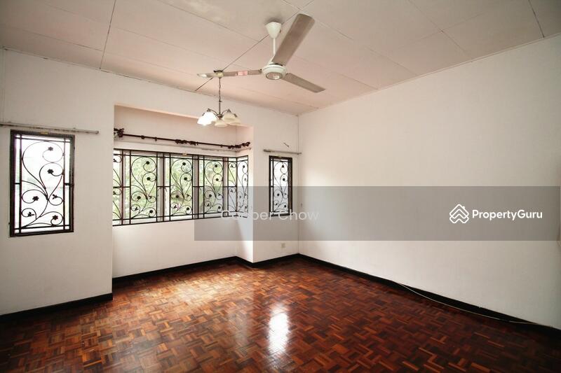 2-storey Terraced House for Sale in Taman Kelana Idaman (Ara Damansara) - Cooper Chow - PropertyGuru.com.my