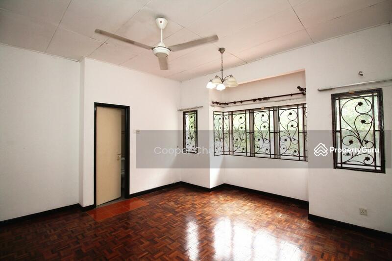 2-storey Terraced House for Sale in Taman Kelana Idaman (Ara Damansara) - Cooper Chow - PropertyGuru.com.my