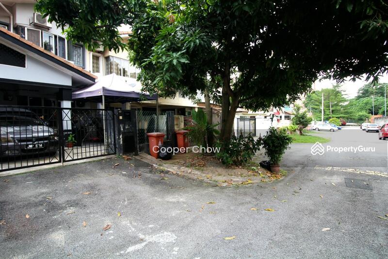 2-storey Terraced House for Sale in Taman Kelana Idaman (Ara Damansara) - Cooper Chow - PropertyGuru.com.my