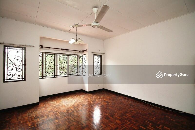 2-storey Terraced House for Sale in Taman Kelana Idaman (Ara Damansara) - Cooper Chow - PropertyGuru.com.my