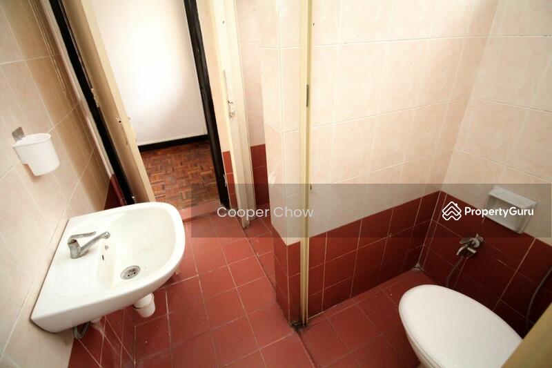 2-storey Terraced House for Sale in Taman Kelana Idaman (Ara Damansara) - Cooper Chow - PropertyGuru.com.my