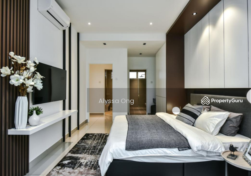 For Sale - [CHERAS LEISURE MALL] Freehold Condo linked MRT 3 rooms 4 rooms