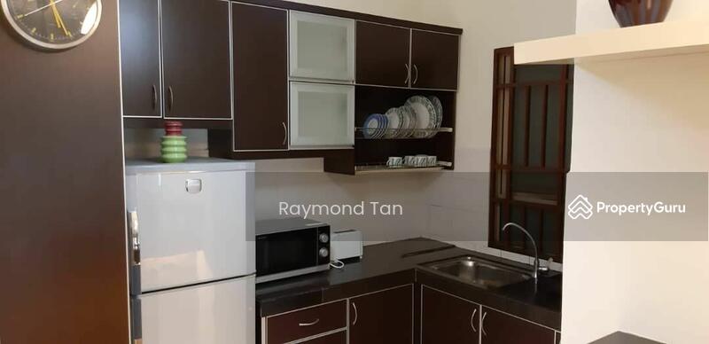 Untuk Dijual - Ritze Perdana 1