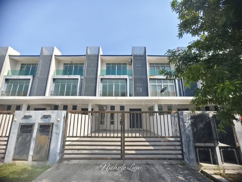 Rumah Teres 3 Tingkat untuk Dijual di Kajang (Selangor) - Nichole Liew - Exterior - PropertyGuru.com.my