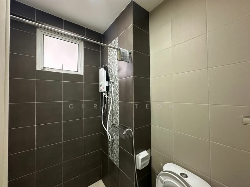 Condominium for Rent at Solaria Residences - Chris Teoh - Bathroom - PropertyGuru.com.my