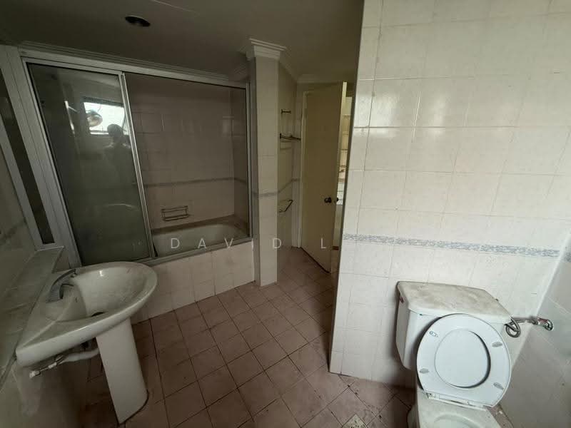 Condominium for Sale at Tiara Ampang - David Lao - Bathroom - PropertyGuru.com.my